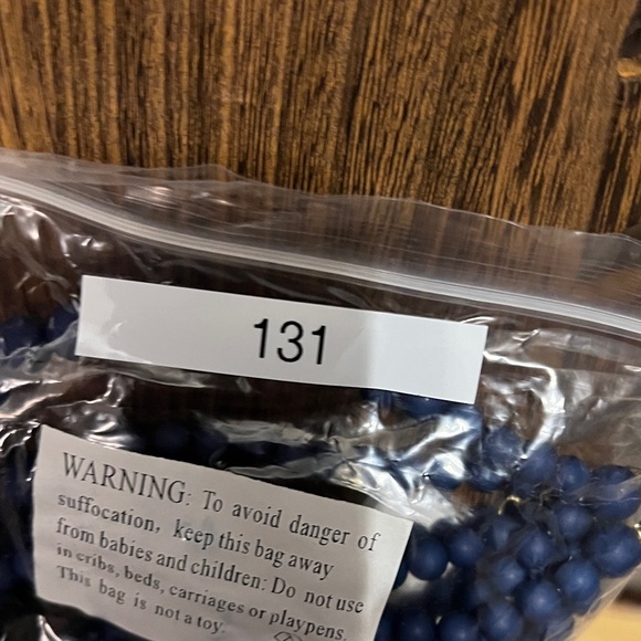 3/$18 Elegant Navy Blue Beaded Necklace Lot 131 - Picture 7 of 7